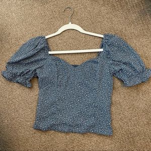 NWT Abercrombie woven puff sleeve top size S